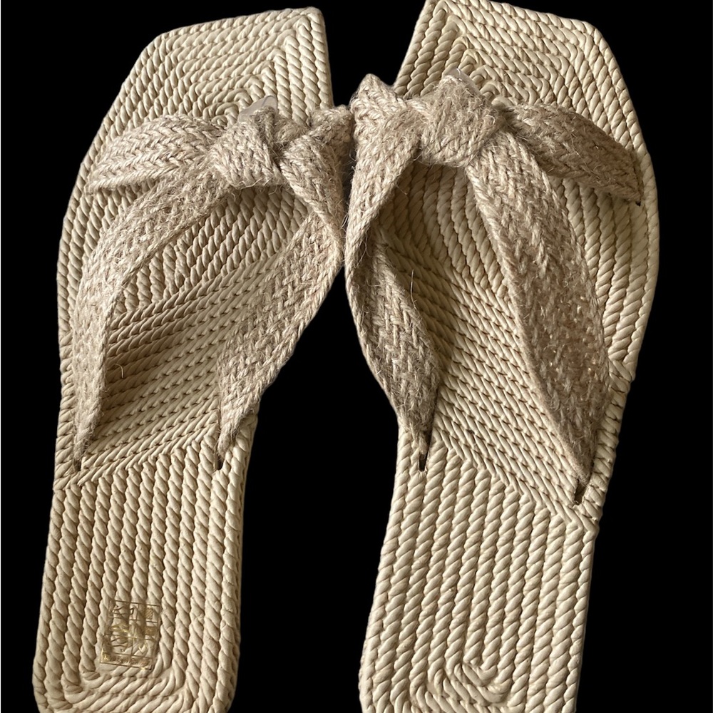 NWT hemp rope sandals